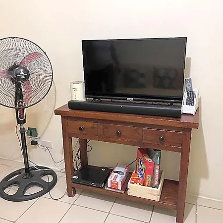 Urban Deca Homes Manila Rustic Cozy Staycation